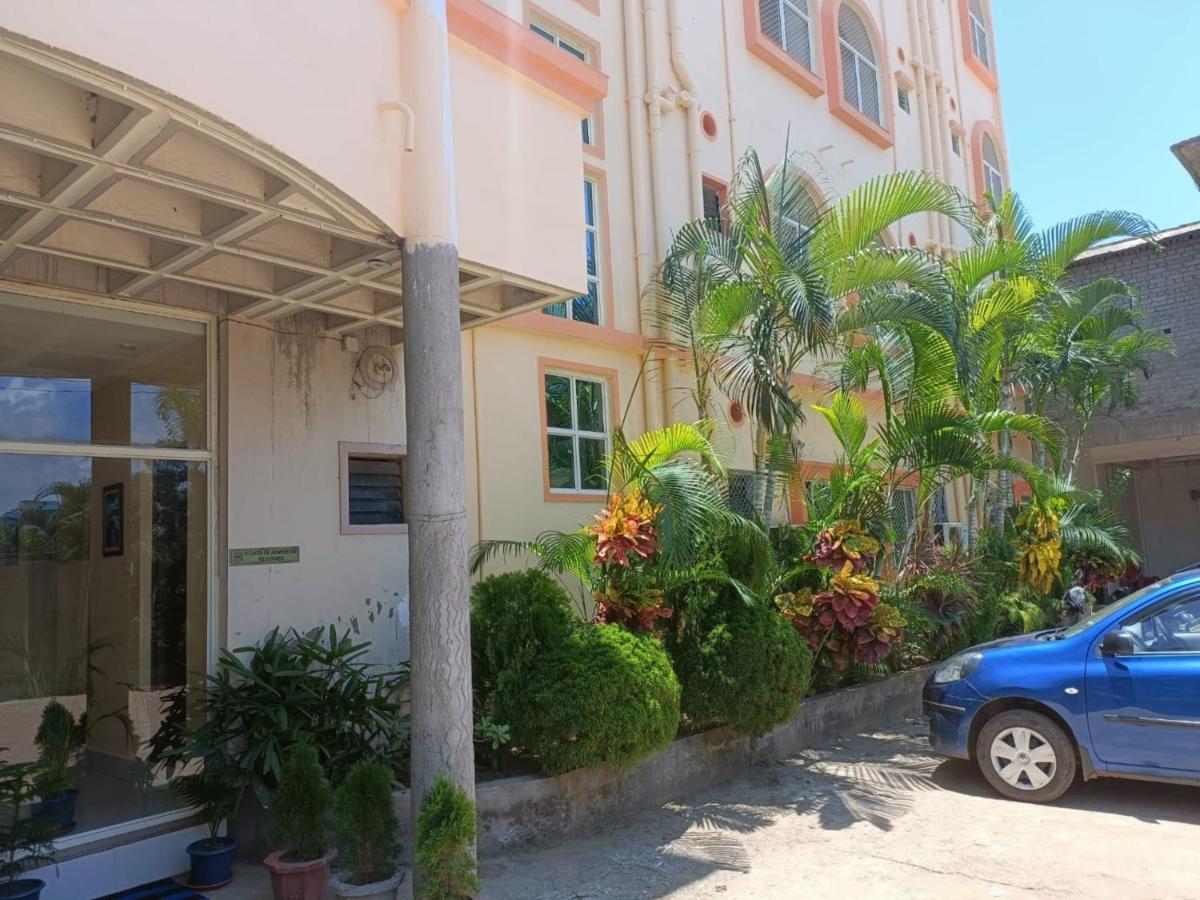 Goroomgo Silicon Residency Puri Near Sea Beach & Temple - Luxurious Room - Lift And Parking Facilities - Best Seller Exterior photo