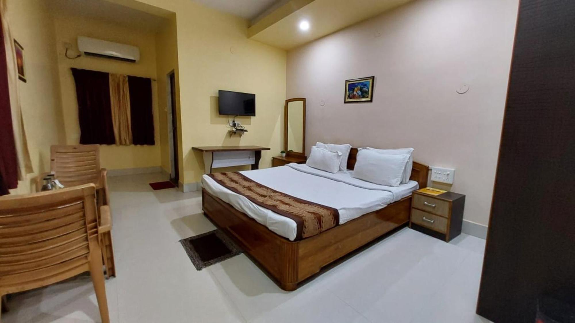 Goroomgo Silicon Residency Puri Near Sea Beach & Temple - Luxurious Room - Lift And Parking Facilities - Best Seller Exterior photo