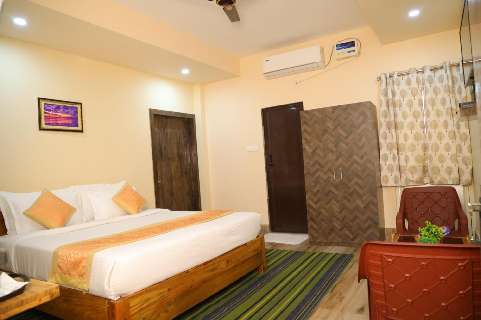 Goroomgo Silicon Residency Puri Near Sea Beach & Temple - Luxurious Room - Lift And Parking Facilities - Best Seller Exterior photo