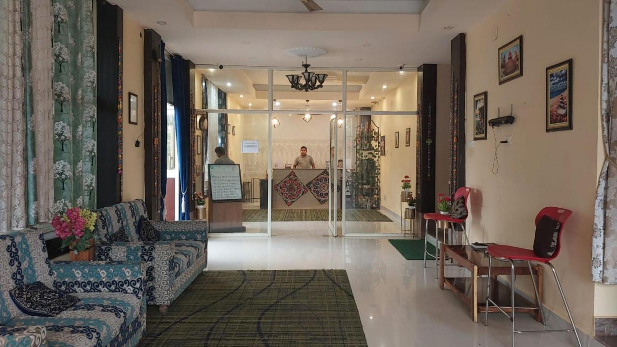 Goroomgo Silicon Residency Puri Near Sea Beach & Temple - Luxurious Room - Lift And Parking Facilities - Best Seller Exterior photo