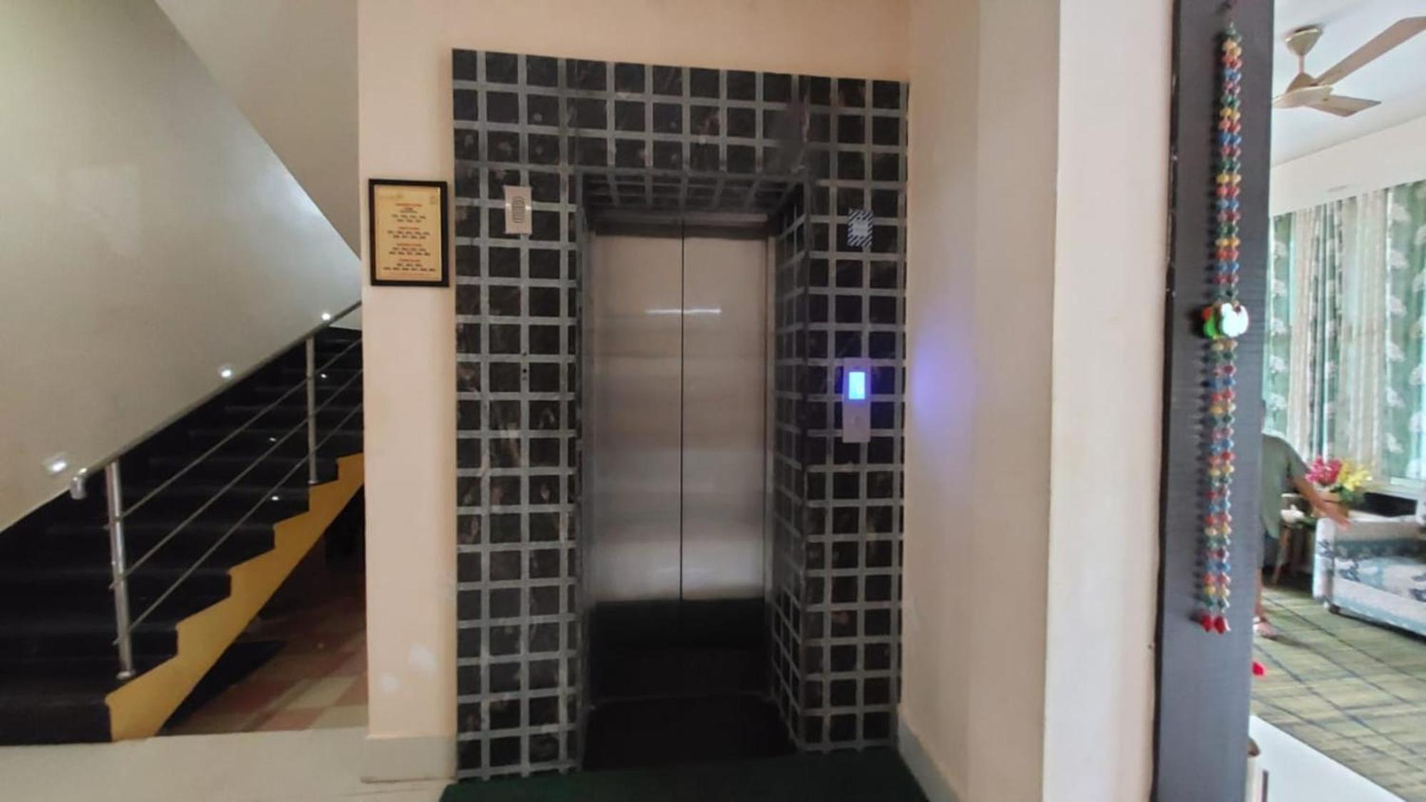 Goroomgo Silicon Residency Puri Near Sea Beach & Temple - Luxurious Room - Lift And Parking Facilities - Best Seller Exterior photo