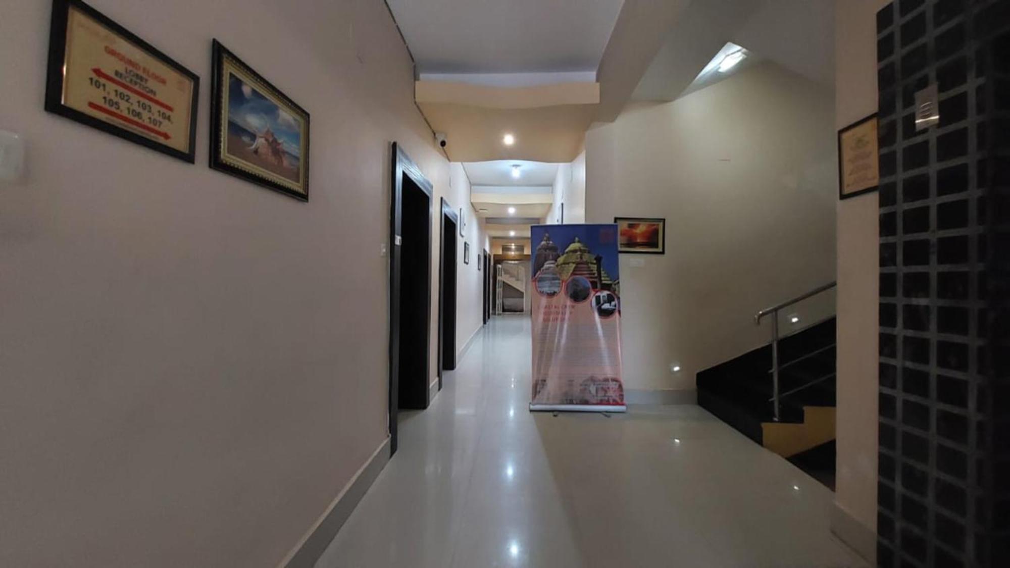 Goroomgo Silicon Residency Puri Near Sea Beach & Temple - Luxurious Room - Lift And Parking Facilities - Best Seller Exterior photo